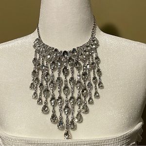 Stunning rhinestone drop necklace